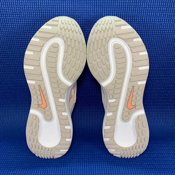 🔴 NIKE React Escape Run 2 Women`s Size 7.5 Beige Pink Running Shoes DJ9976-002 - Picture 7 of 8